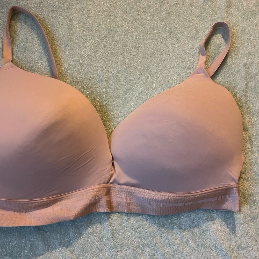 Victoria’s Secret PINK Wear Everywhere Wireless Bra Nude 38DD 38E
